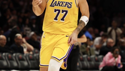 星空在线-历史40+场次排行榜前15一览：詹杜库登均在列 东契奇能超越几个？